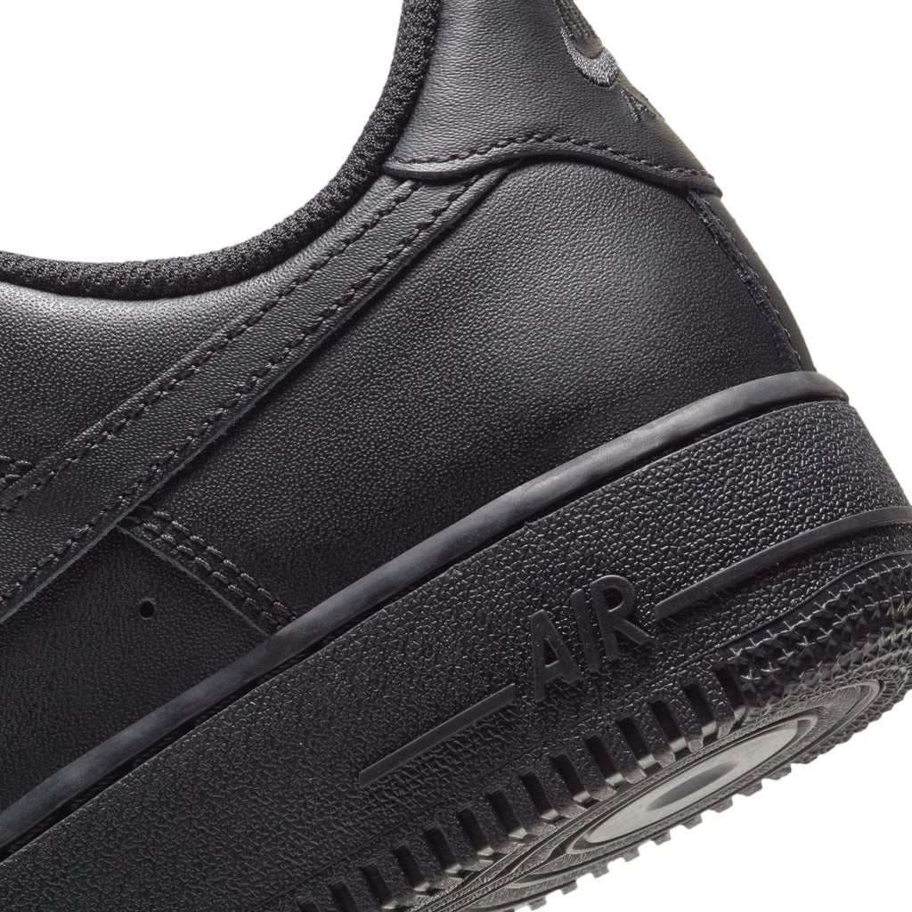 Nike Air Force 1 Low Triple Black Sneakers