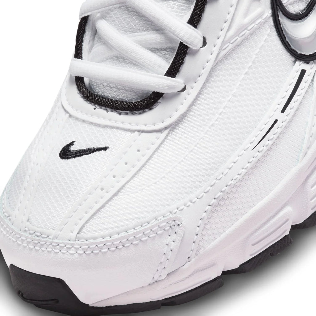 Nike Initiator White and Black Sneakers