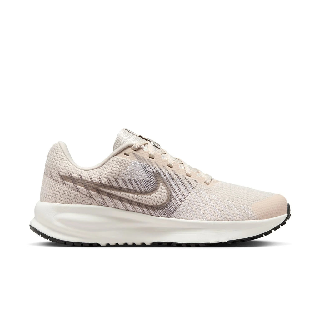 Nike Run Defy Light Beige Running Shoes