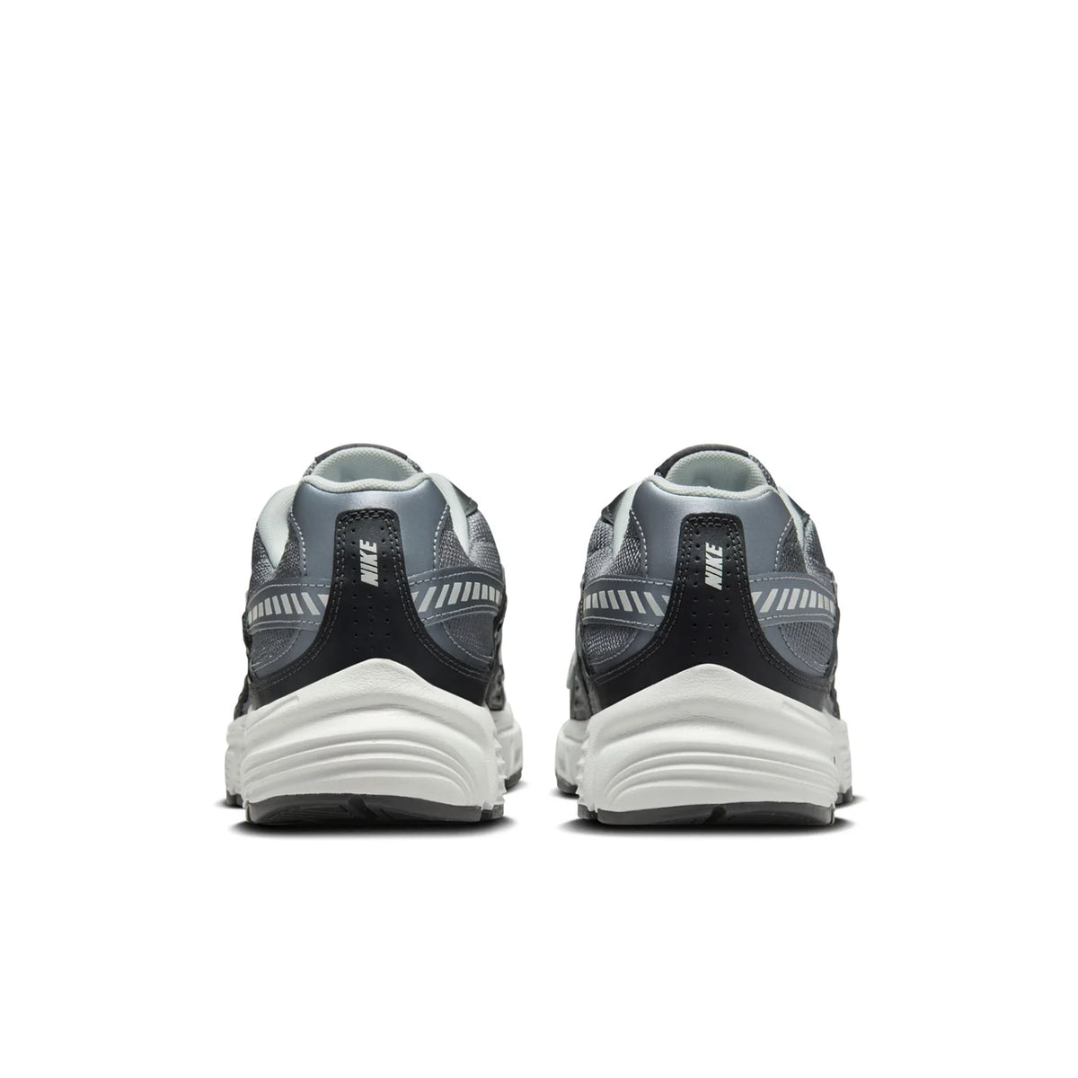Nike Initiator Dark Gray and Black Sneakers
