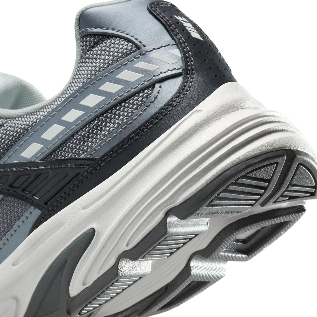 Nike Initiator Dark Gray and Black Sneakers