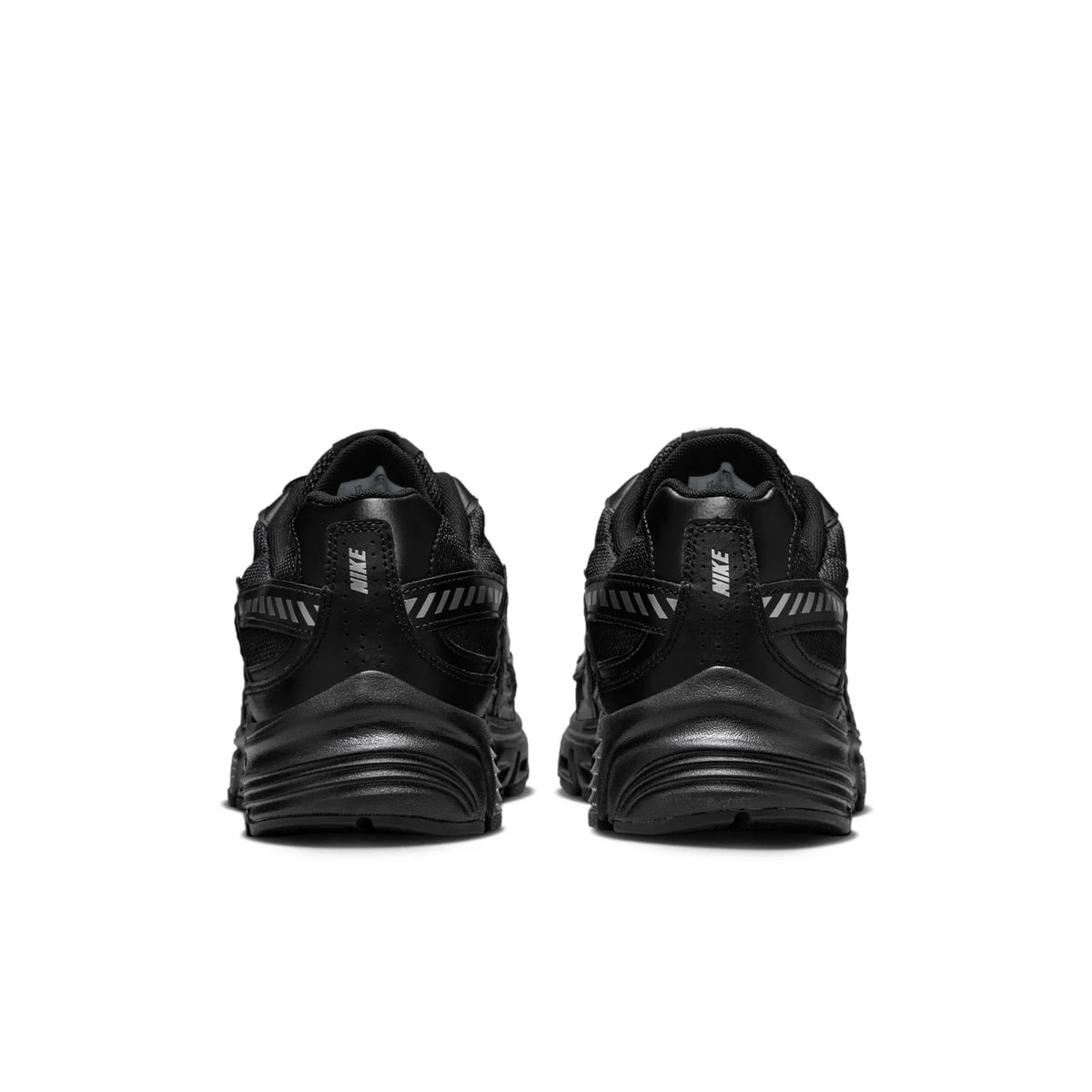 Nike Initiator Black and Silver Sneakers