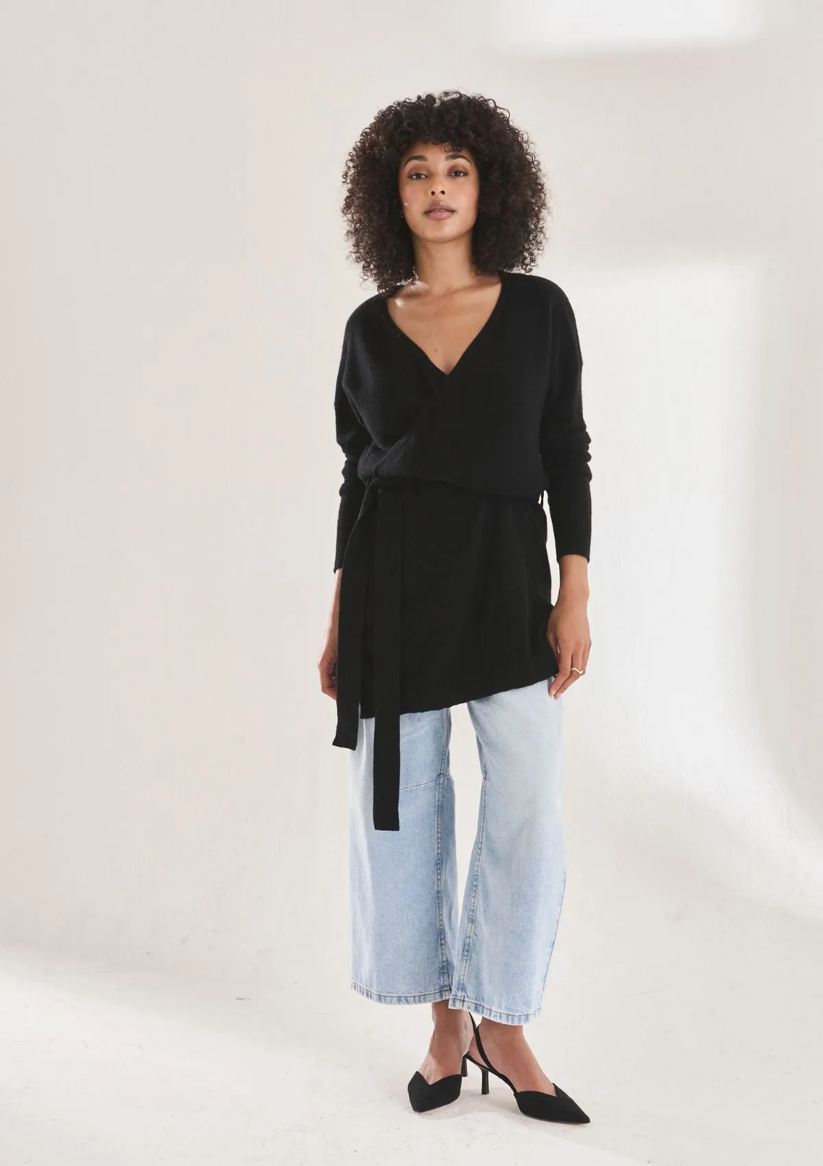 Cashmere Wrap Cardigan in Black