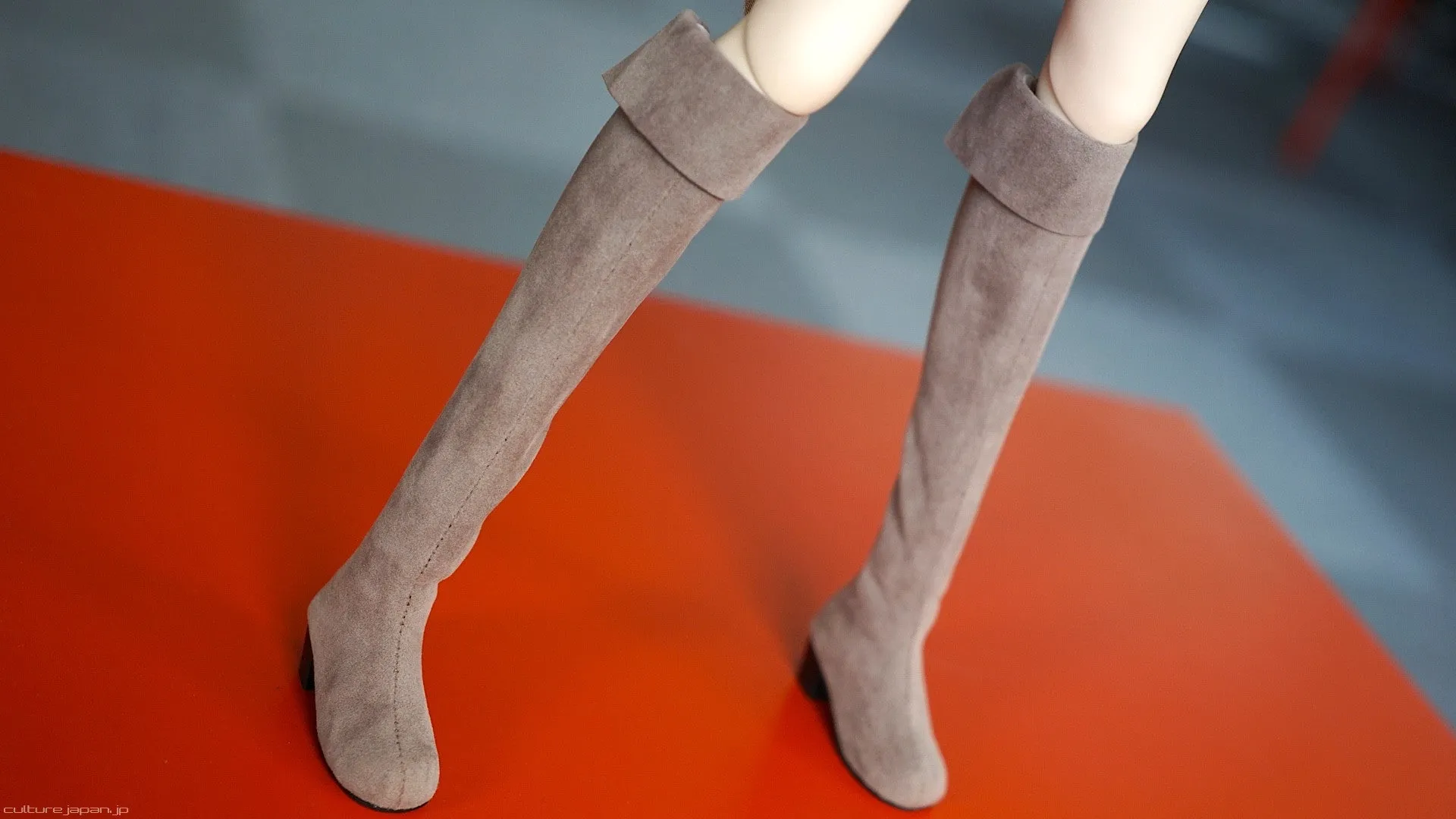 Long Boots (Beige)