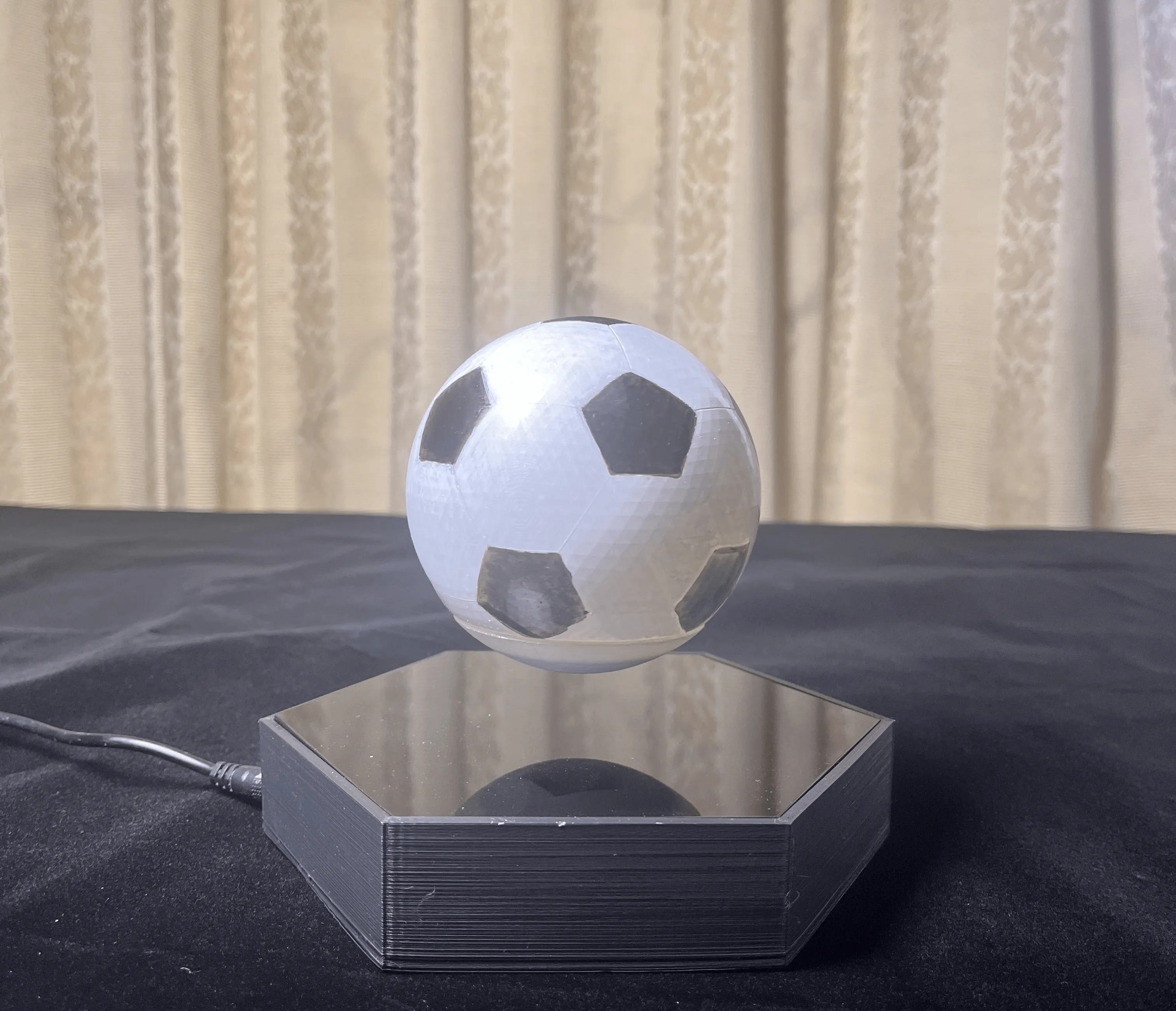 Novelty Desktop Ornaments - Desk Decor - Unique Desktop Decorations - Floating Handmade Soccer Ball - Unique Floating Decorative Soccer Ball with Magnetic Levitation Technology