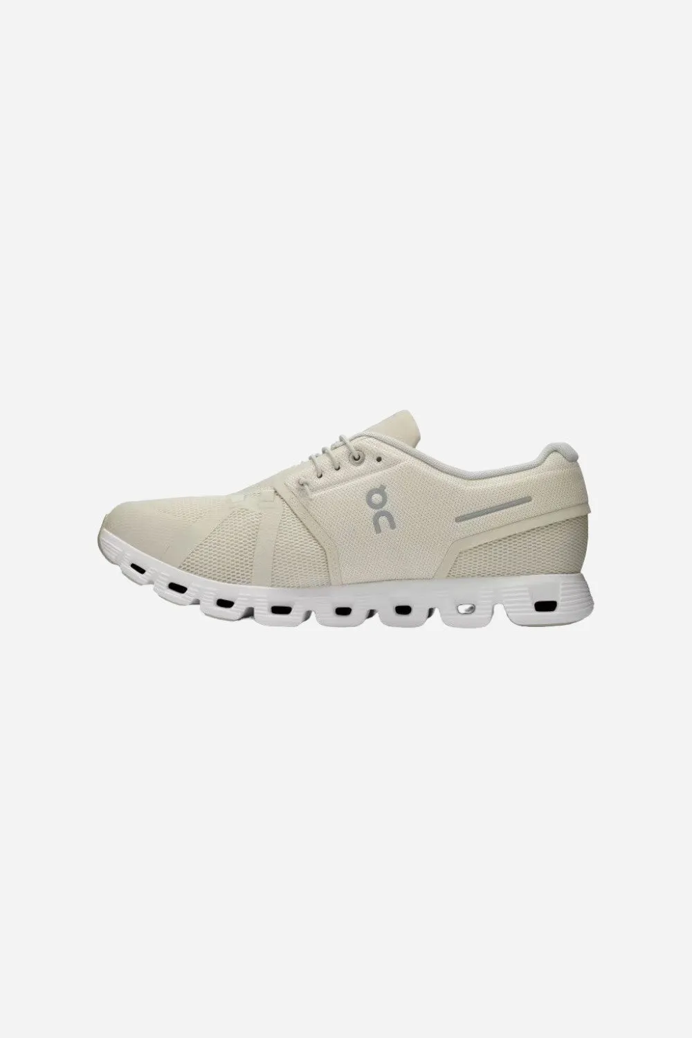 On Running Mens Cloud 5 Sneakers in Cream Sand