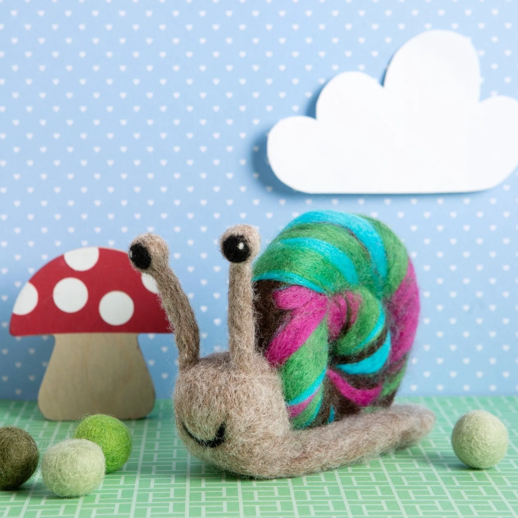 Snail Needle Felting Kit