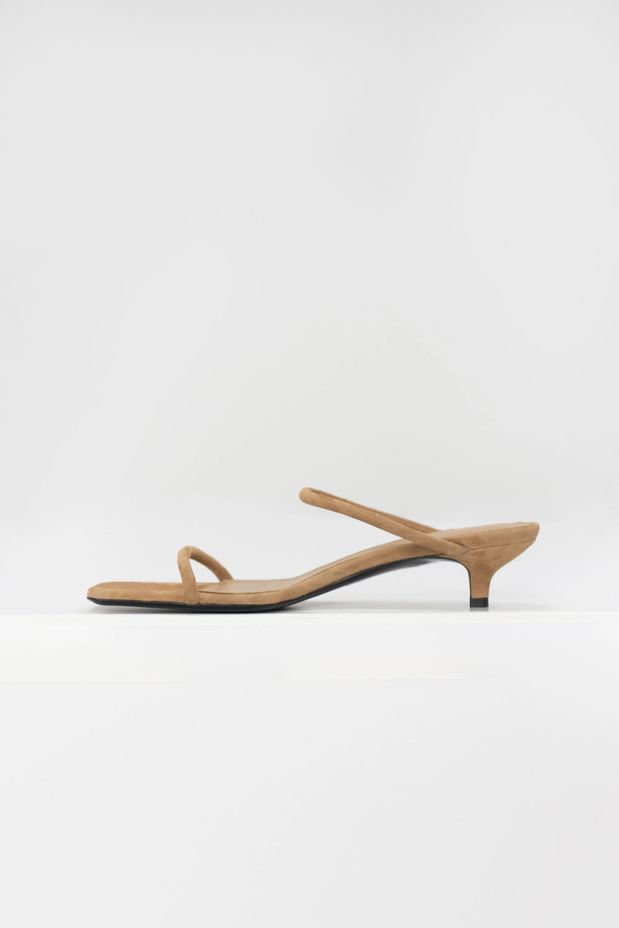 The Minimalist Sandal, Caramel