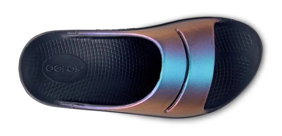 Women's Oofos Ooahh Luxe Slide 1101MDNHTSPEC Color:  Midnight Spectre